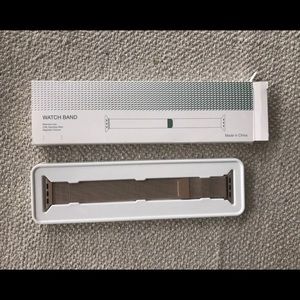 Gold mesh magnetic band for Apple Watch 38 or 40mm